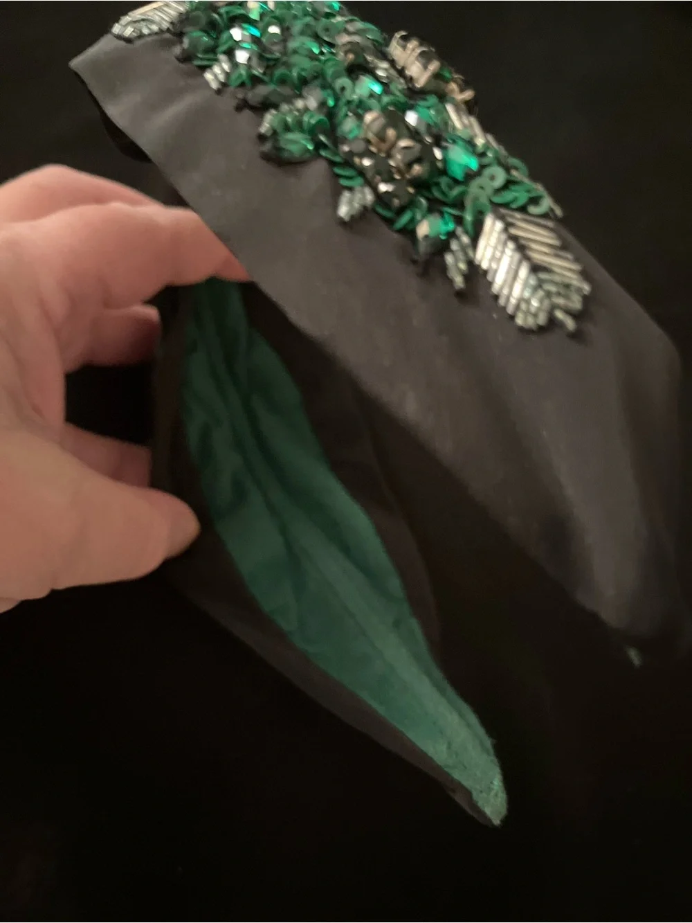 NAMJOSH embellished headband black & green